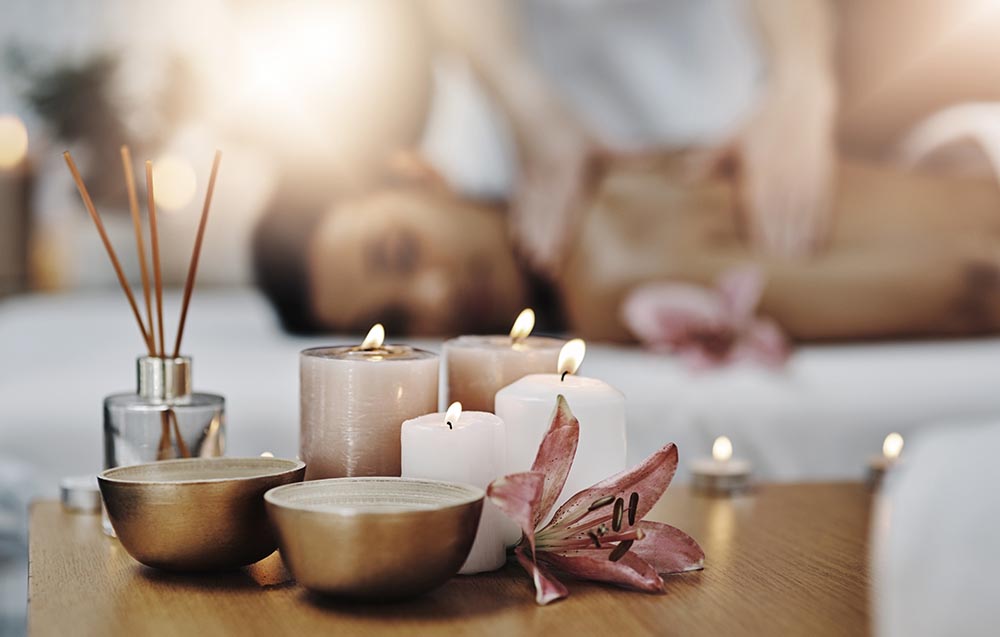 Preparing for a relaxing body polish session