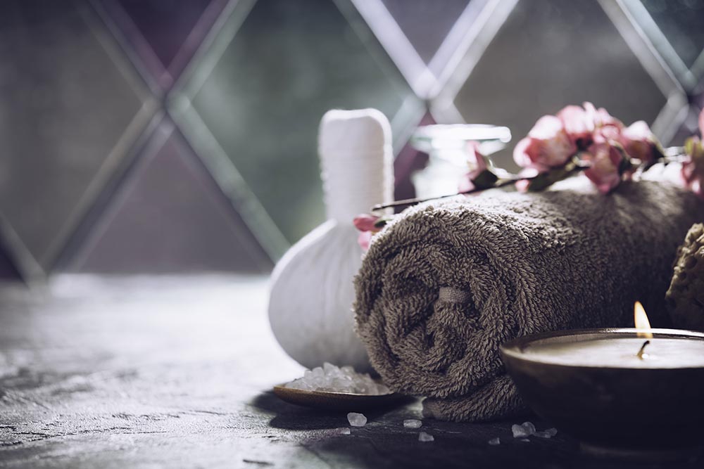 premium home massage service in Karachi